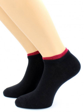 Носки Hobby Line HOBBY 561-09 носки укороченные женские х/б, черный с малиновой резинкой